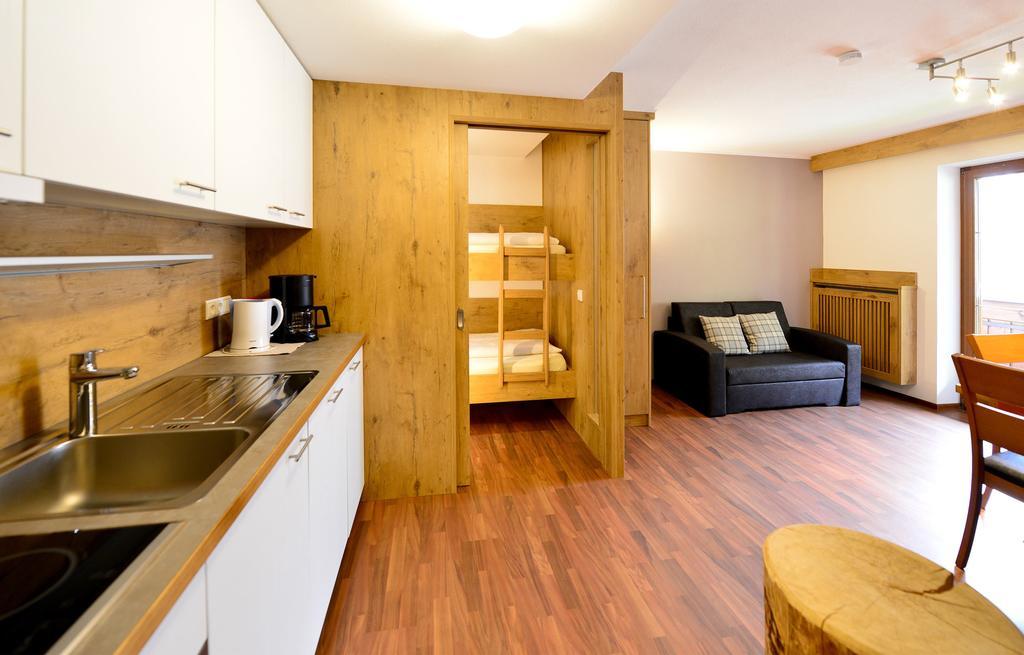 Residence Alpenrose Ahrntal Pokoj fotografie